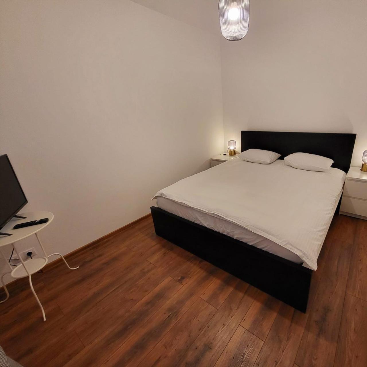 トゥルゴヴィシュテOld Town Apartamentアパートメント エクステリア 写真