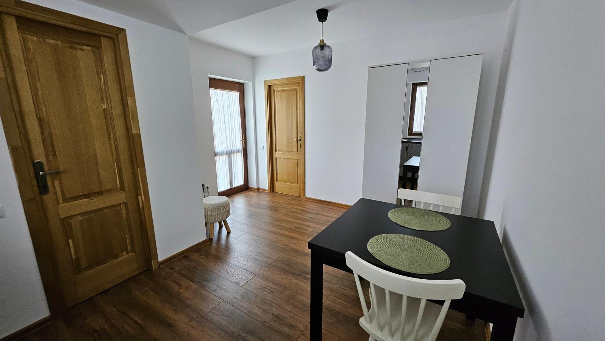 トゥルゴヴィシュテOld Town Apartamentアパートメント エクステリア 写真